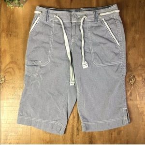 Eddie Bauer Nautical Blue Pinstriped Capri I0269